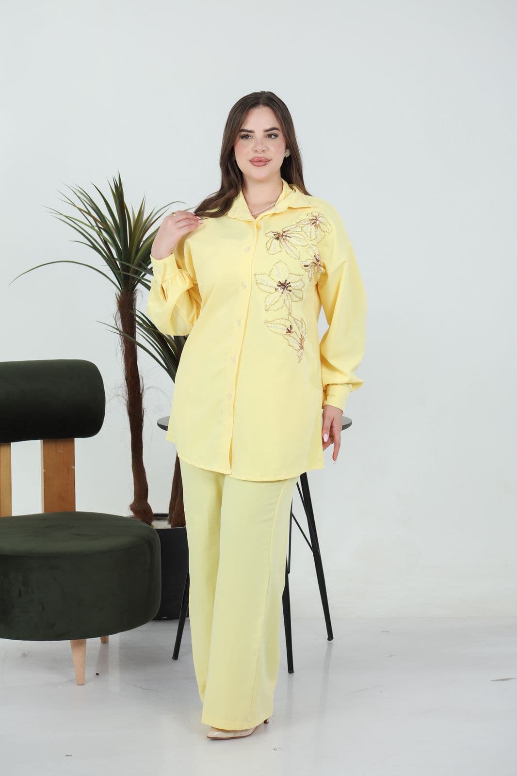 jaune